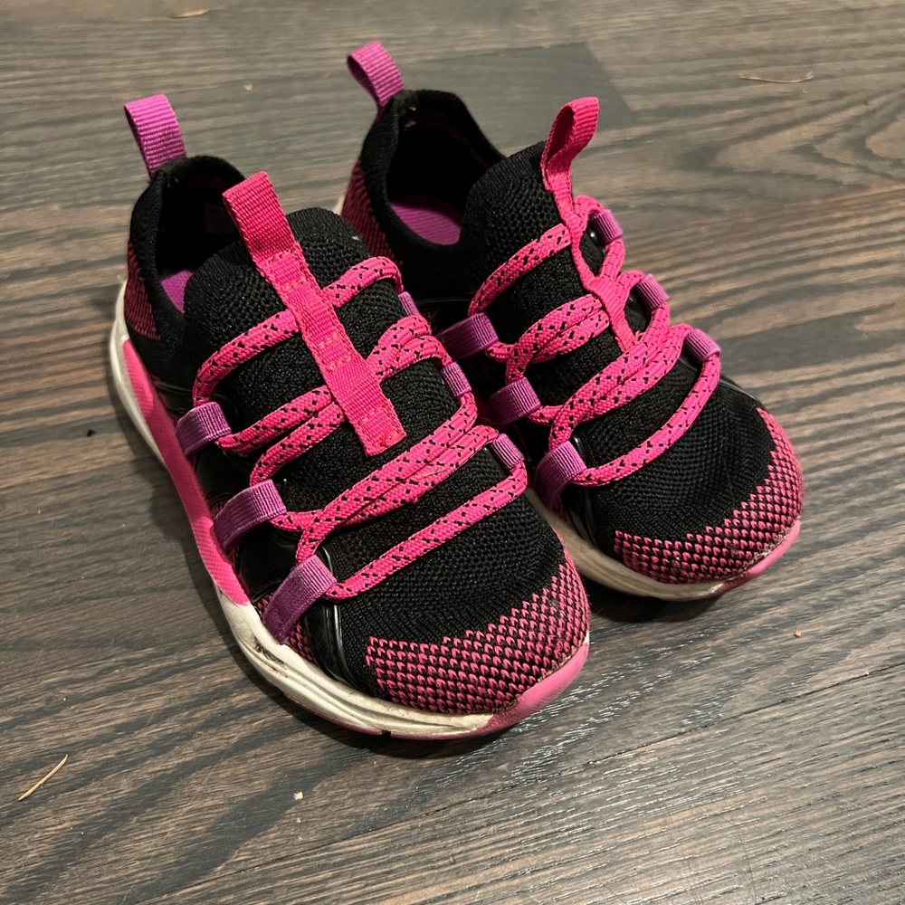 EUC Black/Pink Sneakers size 8 toddler